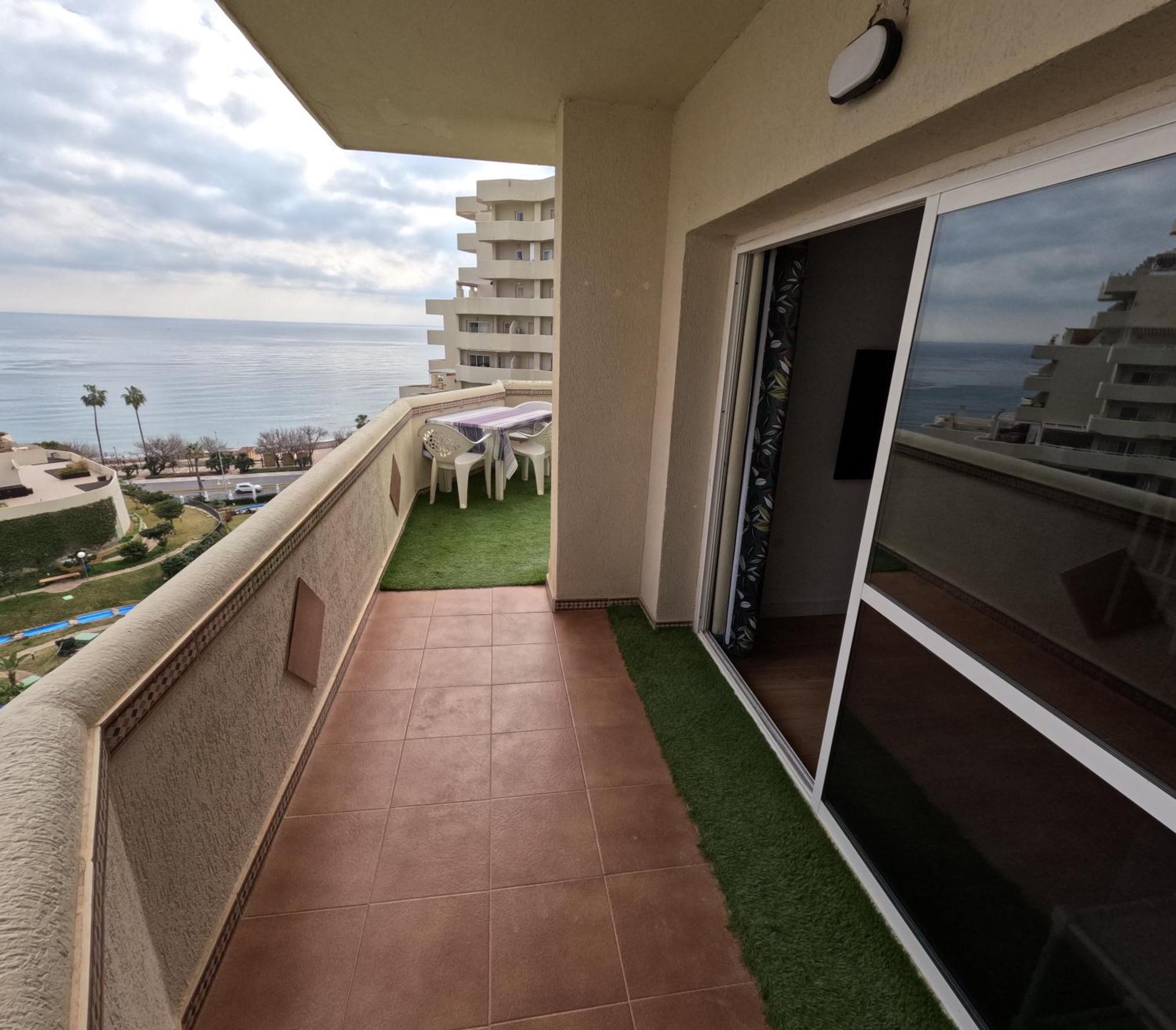 Benalbeach. Espectacular Terraza, Vistas Al Mar. Benalmadena Exterior photo